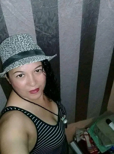encuentra pareja