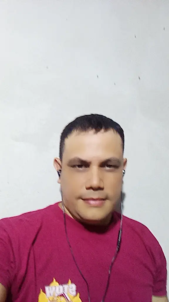 encuentra pareja