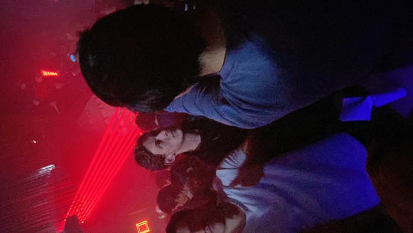 encuentra pareja