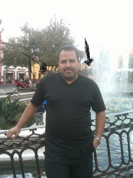 encuentra pareja
