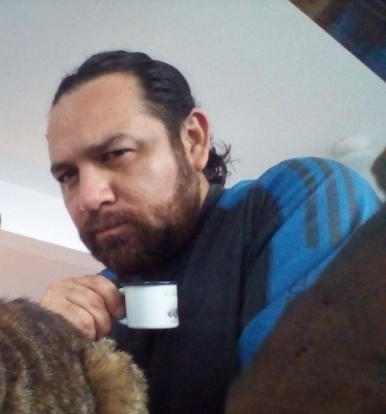 encuentra pareja