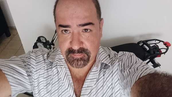 encuentra pareja