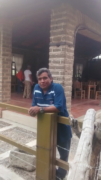 encuentra pareja