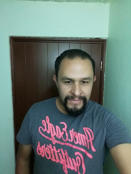 encuentra pareja