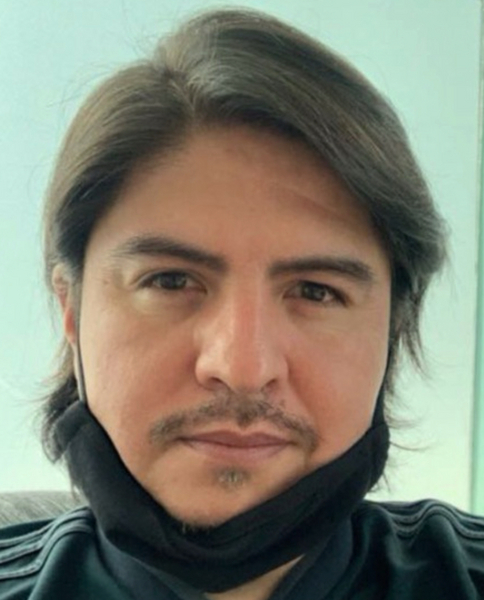 encuentra pareja