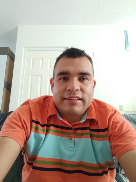 encuentra pareja