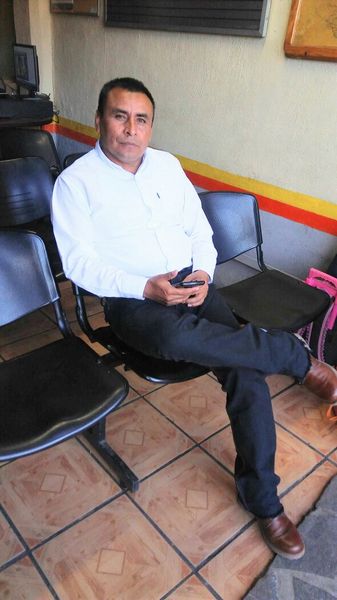 encuentra pareja